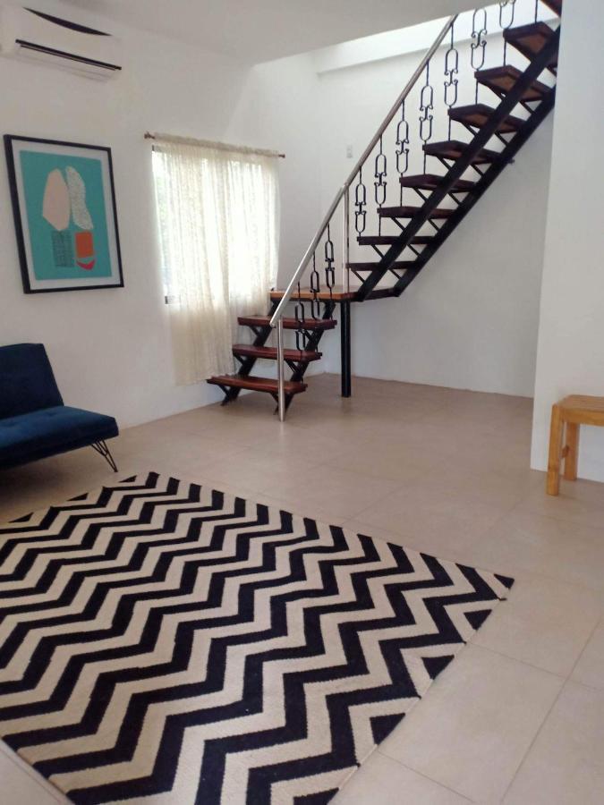 Beth'S Villa Moalboal Esterno foto